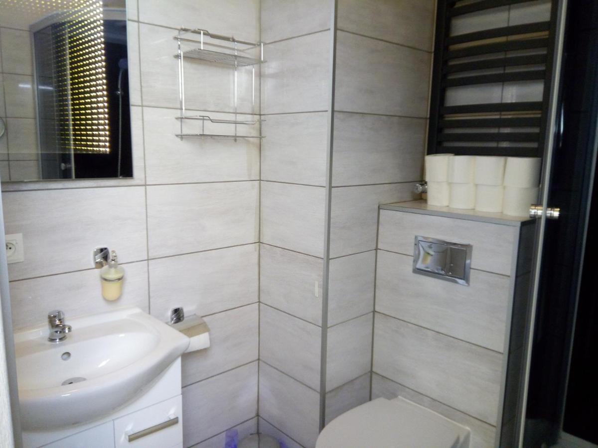 W . Legionow Hotel Swinoujscie Ngoại thất bức ảnh